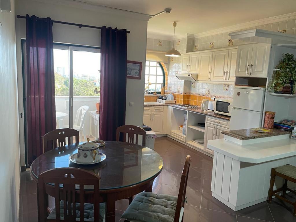 Vau Sea View, T2 Apartment, Close To Beach,Ideal For Families Portimao Luaran gambar